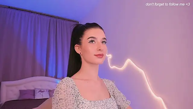 LauraCoy online show from 06/02/26, 09:50