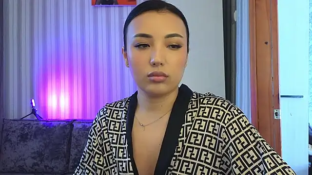 lily  foster online show from 09/23/25, 06:27