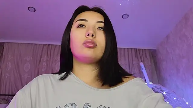 Snapshot of lily__foster chatting on 02/17/26, 02:52 lily foster online show from 02/17/26, 02:52