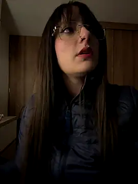 Megan lu2 online show from 12/03/24, 05:53