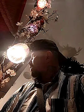 Snapshot of erbod_Johnny chatting on 11/06/25, 11:04 erbod Johnny online show from 11/06/25, 11:04