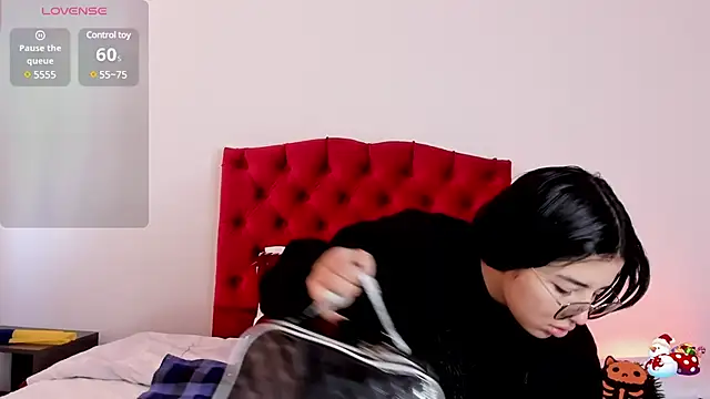 aliice walker  online show from 12/11/24, 01:28