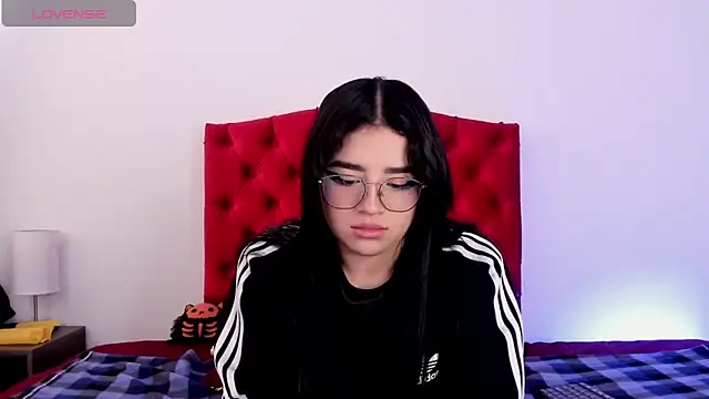 aliice walker  online show from 12/14/24, 03:47