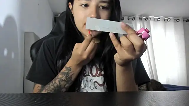 aliice walker  online show from 10/08/25, 12:58