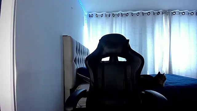 aliice walker  online show from 10/22/25, 12:49