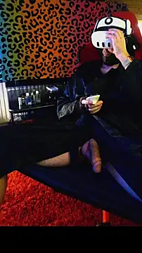 Snapshot of BigTail_CZ chatting on 12/16/25, 11:43 BigTail CZ online show from 12/16/25, 11:43