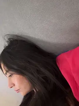 Snapshot of Sophie__Foxxx chatting on 12/19/24, 09:49 Sophie Foxxx online show from 12/19/24, 09:49