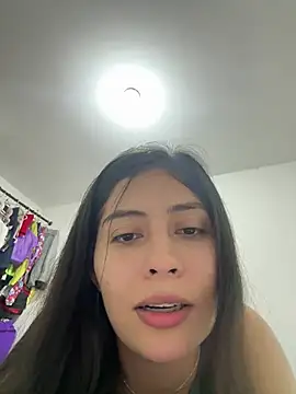 Snapshot of Sophie__Foxxx chatting on 01/14/25, 10:02 Sophie Foxxx online show from 01/14/25, 10:02