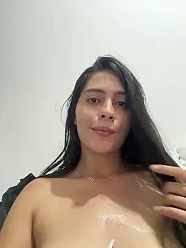 Snapshot of Sophie__Foxxx chatting on 01/17/25, 11:40 Sophie Foxxx online show from 01/17/25, 11:40