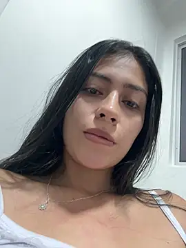 Snapshot of Sophie__Foxxx chatting on 01/22/25, 10:50 Sophie Foxxx online show from 01/22/25, 10:50