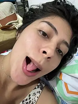 Snapshot of Sophie__Foxxx chatting on 01/30/25, 09:36 Sophie Foxxx online show from 01/30/25, 09:36