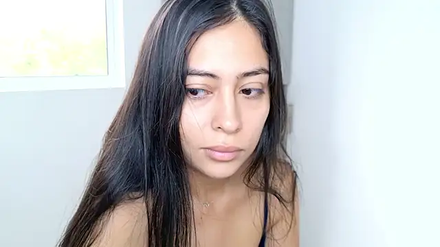 Snapshot of Sophie__Foxxx chatting on 02/08/25, 01:01 Sophie Foxxx online show from 02/08/25, 01:01