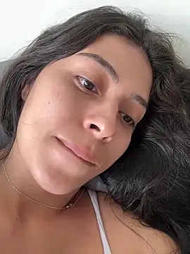 Snapshot of Sophie__Foxxx chatting on 03/05/25, 02:34 Sophie Foxxx online show from 03/05/25, 02:34