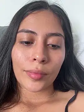 Snapshot of Sophie__Foxxx chatting on 03/07/25, 06:00 Sophie Foxxx online show from 03/07/25, 06:00