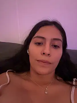 Snapshot of Sophie__Foxxx chatting on 03/11/25, 05:16 Sophie Foxxx online show from 03/11/25, 05:16
