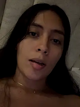 Snapshot of Sophie__Foxxx chatting on 09/12/25, 04:56 Sophie Foxxx online show from 09/12/25, 04:56