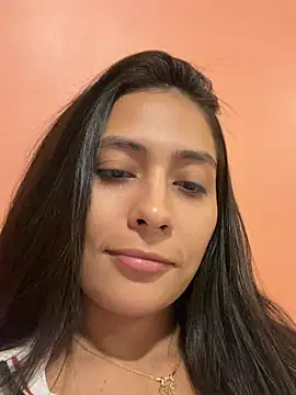 Snapshot of Sophie__Foxxx chatting on 01/18/26, 04:27 Sophie Foxxx online show from 01/18/26, 04:27
