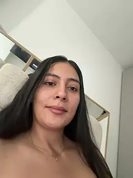 Snapshot of Sophie__Foxxx chatting on 03/13/26, 04:35 Sophie Foxxx online show from 03/13/26, 04:35