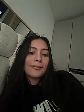 Snapshot of Sophie__Foxxx chatting on 03/20/26, 09:08 Sophie Foxxx online show from 03/20/26, 09:08