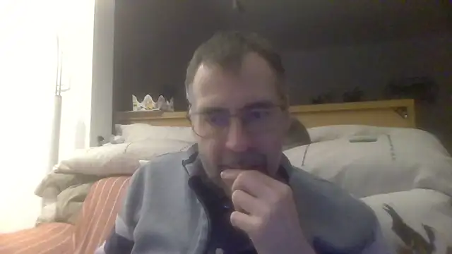 ptitcanard60600 online show from 01/28/25, 10:34