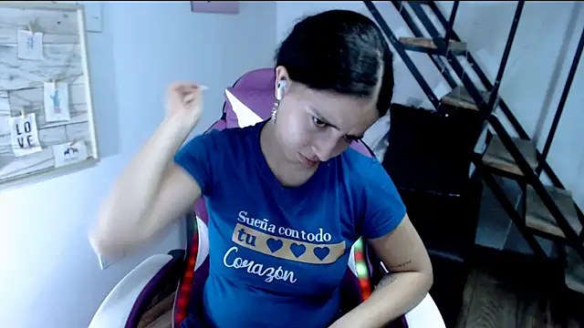 samantha baby  online show from 09/24/25, 07:28