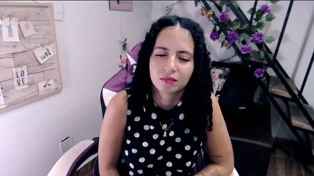 samantha baby  online show from 07/28/26, 08:52