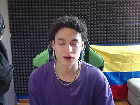 Curly Angel24 online show from 06/20/26, 09:06