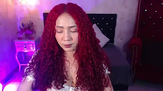 IsabelaLatina online show from 07/05/26, 03:34