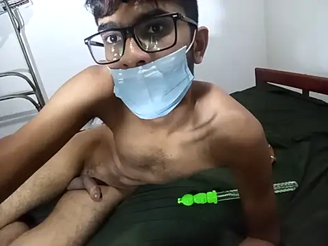 Snapshot of kushan_Madu chatting on 10/25/25, 03:18 kushan Madu online show from 10/25/25, 03:18