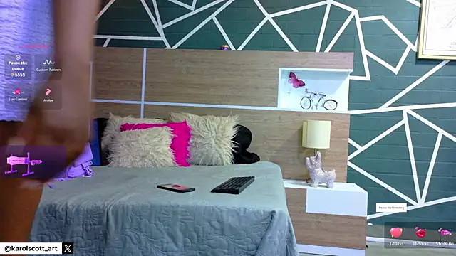 KAROL-SCOTT online show from 11/21/25, 07:45