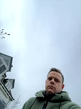 Snapshot of Danii0790 chatting on 11/16/25, 09:48 Danii0790 online show from 11/16/25, 09:48