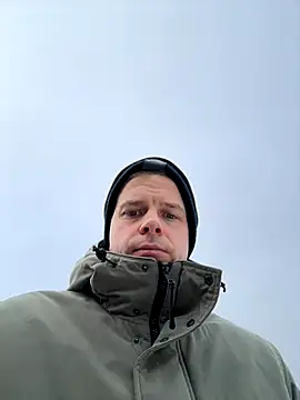 Snapshot of Danii0790 chatting on 11/23/25, 09:31 Danii0790 online show from 11/23/25, 09:31