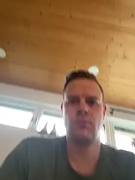 Snapshot of Danii0790 chatting on 12/14/25, 09:25 Danii0790 online show from 12/14/25, 09:25