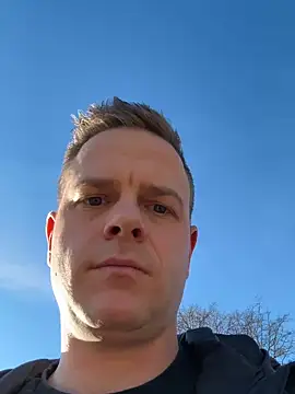 Snapshot of Danii0790 chatting on 12/20/25, 01:07 Danii0790 online show from 12/20/25, 01:07