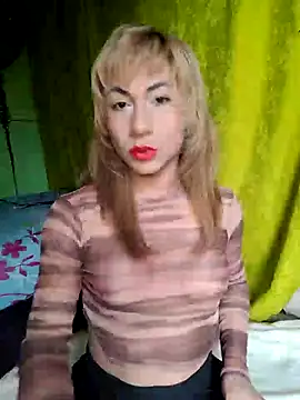 Snapshot of Evehampy chatting on 09/17/25, 06:53 Evehampy online show from 09/17/25, 06:53