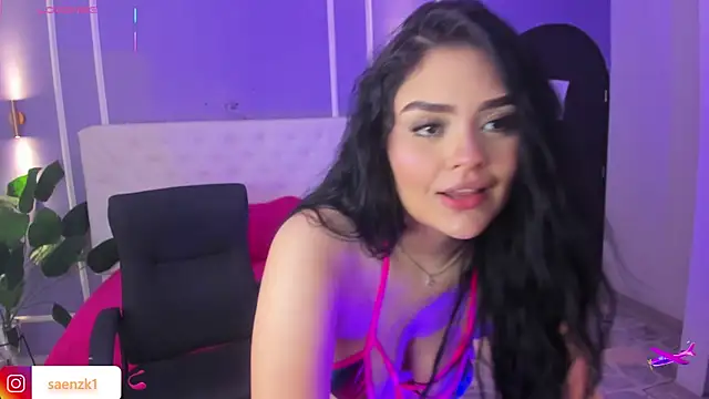 martinasaez online show from 06/19/26, 07:50