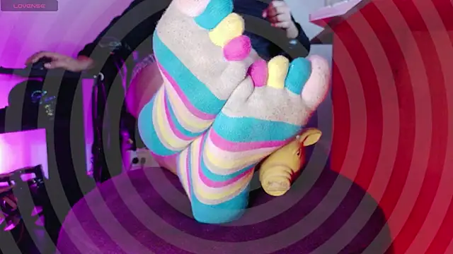 Snapshot of MistressMeg4n chatting on 06/22/26, 11:57 MistressMeg4n online show from 06/22/26, 11:57