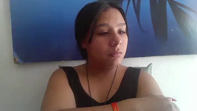 Snapshot of Charis_21 chatting on 01/12/26, 08:36 Charis 21 online show from 01/12/26, 08:36