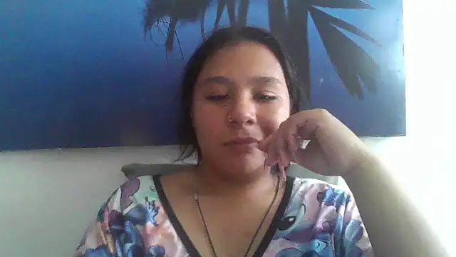 Snapshot of Charis_21 chatting on 01/14/26, 08:36 Charis 21 online show from 01/14/26, 08:36