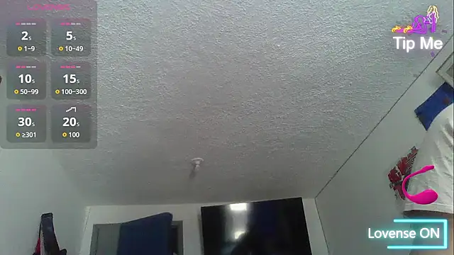 Snapshot of Charis_21 chatting on 02/20/26, 03:34 Charis 21 online show from 02/20/26, 03:34