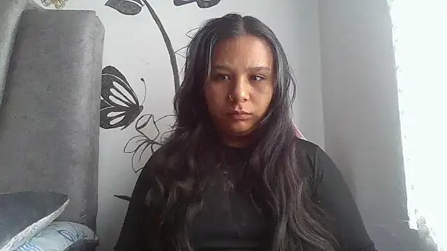 Snapshot of Charis_21 chatting on 04/09/26, 02:33 Charis 21 online show from 04/09/26, 02:33