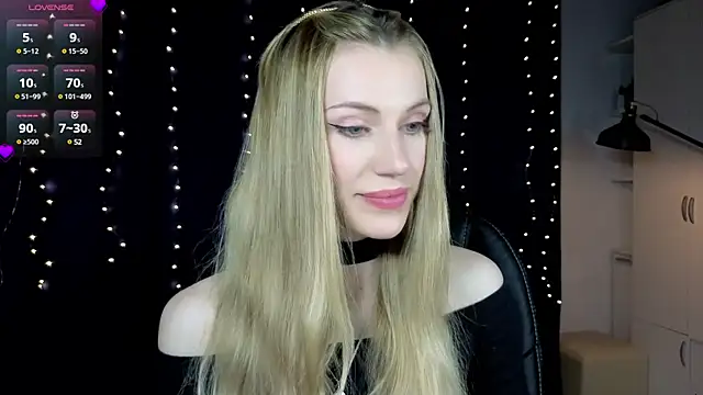 Lilianna Just online show from 02/25/25, 04:21