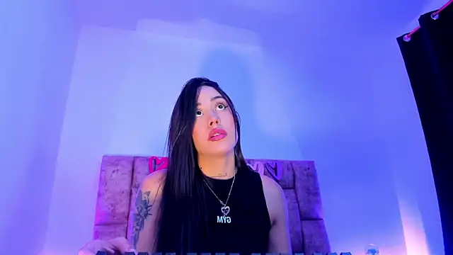 NoraDasilva online show from 06/12/26, 03:16