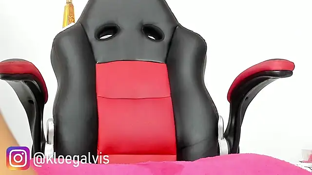Kloe-squirts online show from 02/08/25, 01:22