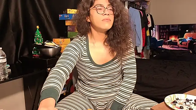 ShinyCherub online show from 01/10/25, 11:11