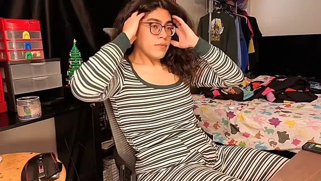 ShinyCherub online show from 01/22/25, 11:23