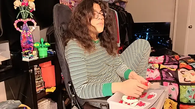 ShinyCherub online show from 02/02/25, 04:48