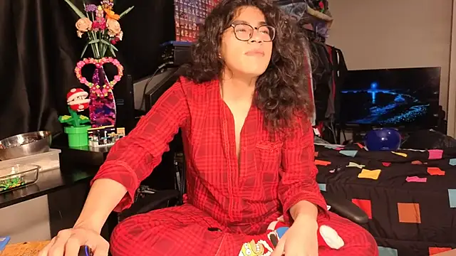 ShinyCherub online show from 02/03/25, 07:29