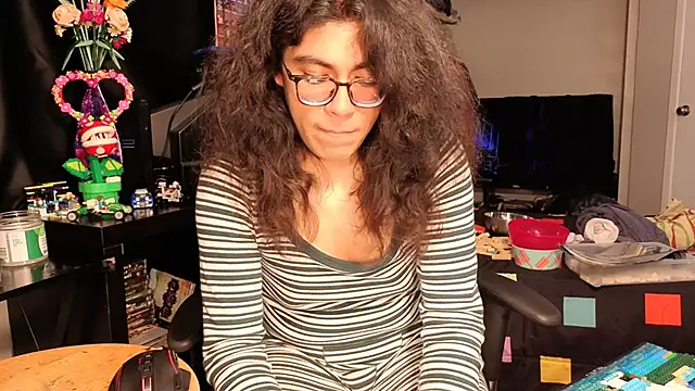 ShinyCherub online show from 02/06/25, 10:15