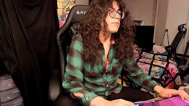 ShinyCherub online show from 11/24/25, 11:26